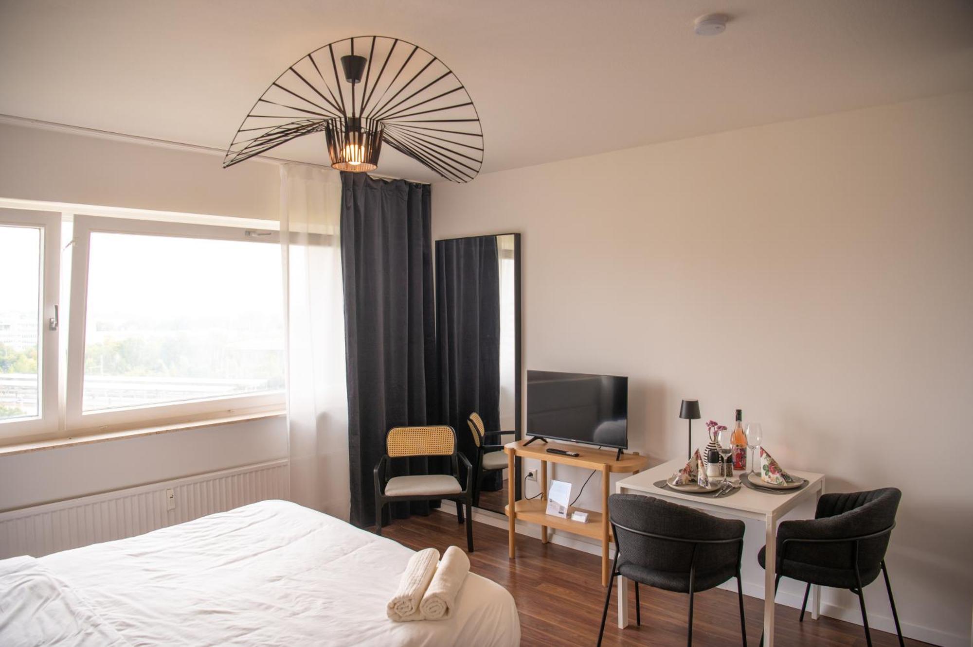 Apartments Strauss Near Bs-Hauptbahnhof Braunschweig Esterno foto